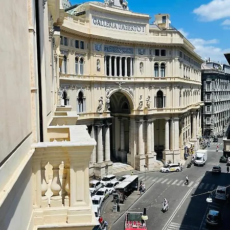 Lejlighed Sul Teatro San Carlo