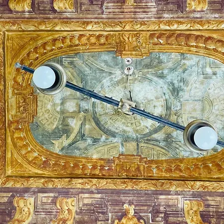 Sul Teatro San Carlo Napoli
