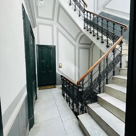 Sul Teatro San Carlo * Napoli